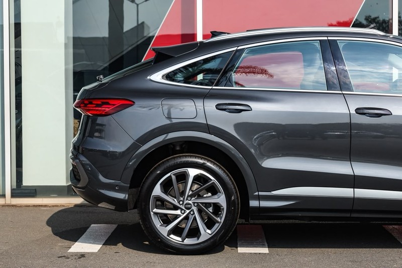 Audi Q5 - Audi Centre Hatfield - Image 5