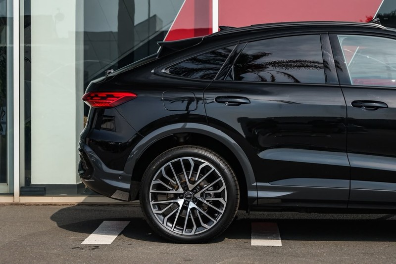 Audi Q5 - Audi Centre Hatfield - Image 8
