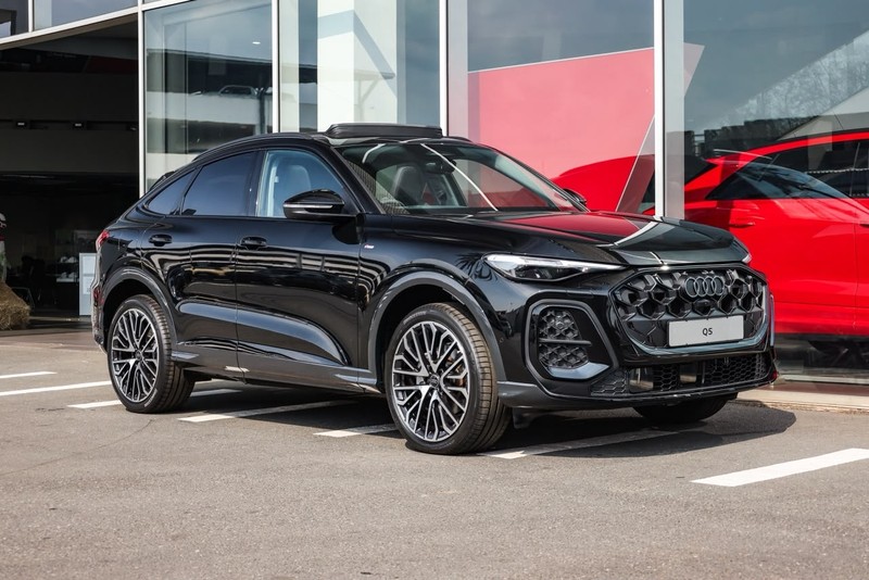 Audi Q5 - Audi Centre Hatfield - Image 1