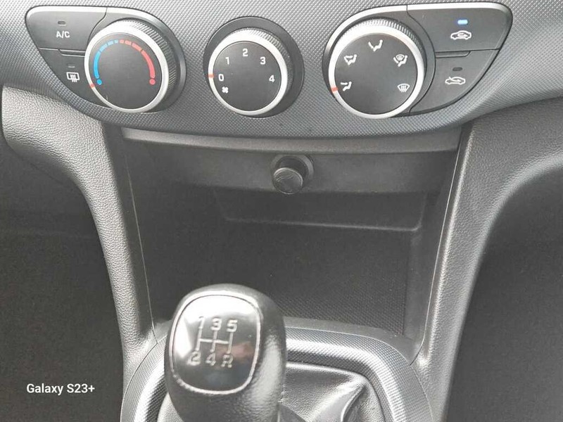 Hyundai i10 - Authentique Autos - Image 15