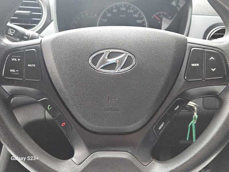 Hyundai i10 - Authentique Autos - Image 10