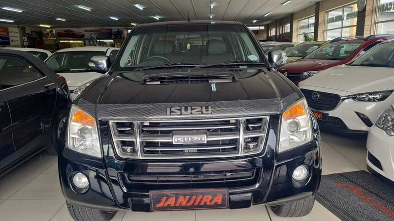 Isuzu KB - Janjira Cars Sales - Image 2