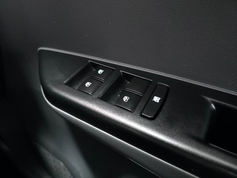 Mahindra KUV100 - Auto Investments Rustenburg - Image 17