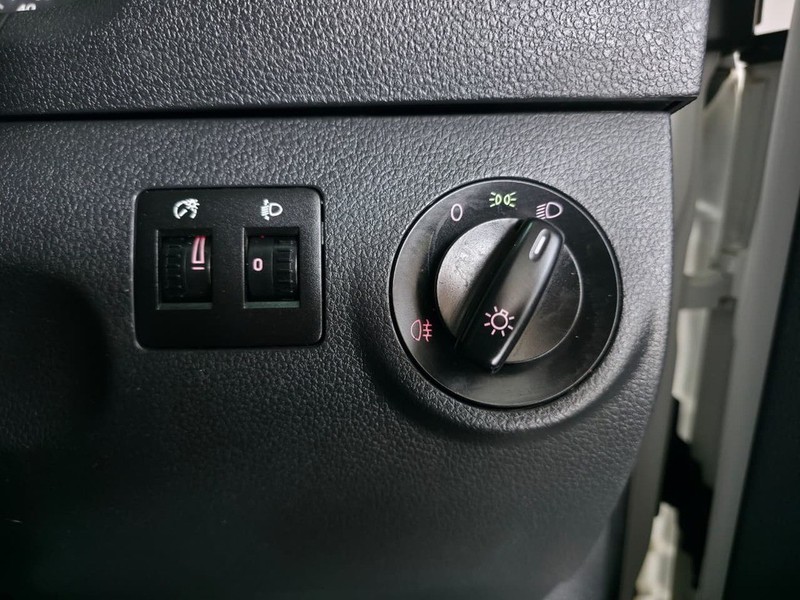 Volkswagen Caddy - Auto Investments Rustenburg - Image 16