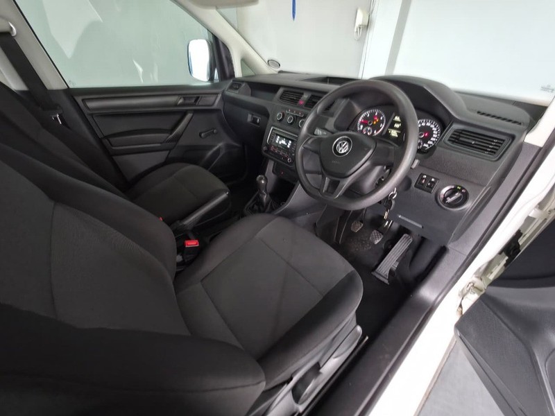 Volkswagen Caddy - Auto Investments Rustenburg - Image 18