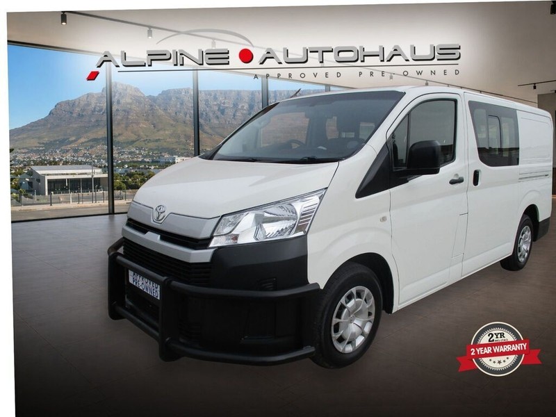 Toyota Quantum - Alpine Autohaus - Image 12