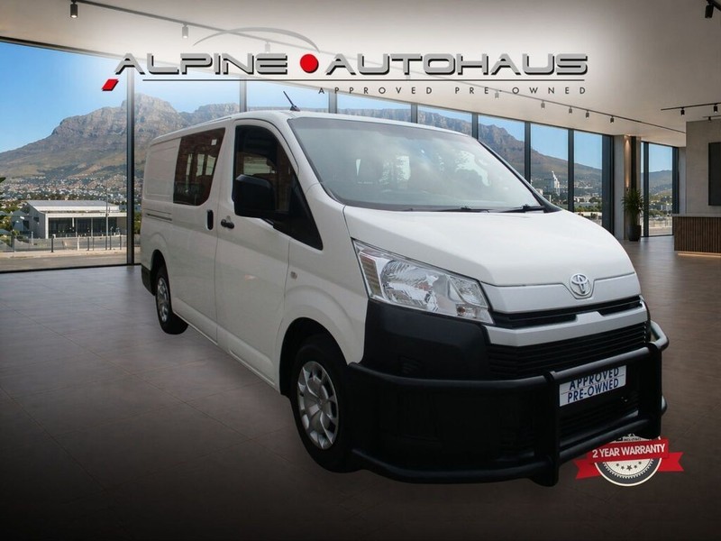 Toyota Quantum - Alpine Autohaus - Image 11