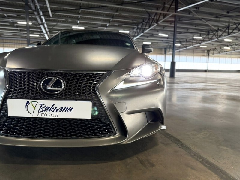 Lexus IS - Bakwena Auto Sales - Image 3