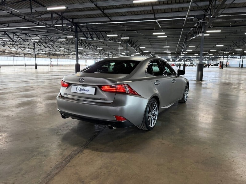 Lexus IS - Bakwena Auto Sales - Image 9