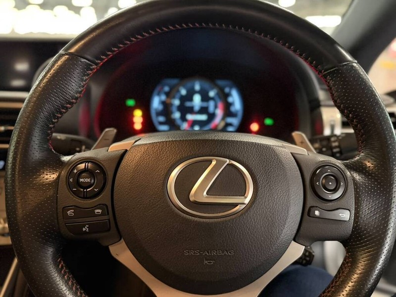 Lexus IS - Bakwena Auto Sales - Image 15