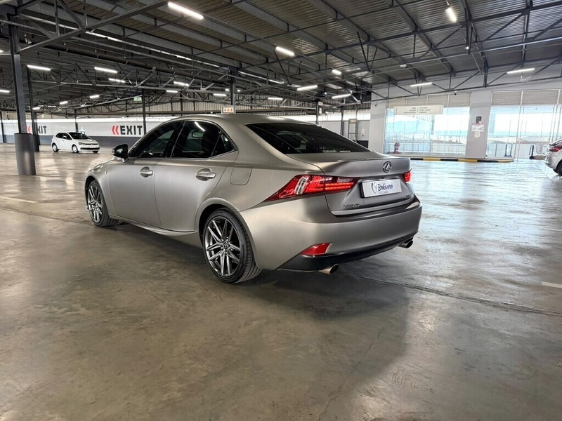 Lexus IS - Bakwena Auto Sales - Image 6
