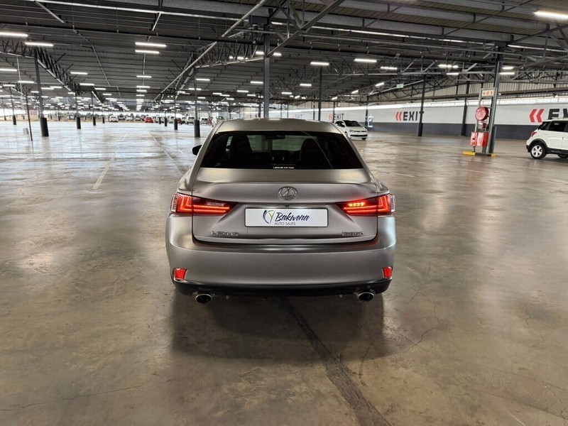 Lexus IS - Bakwena Auto Sales - Image 7