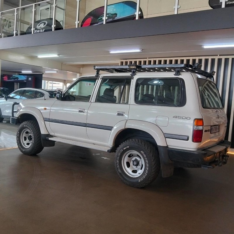 Toyota Land Cruiser - Suzuki Vereeniging - Image 4