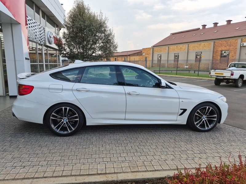 BMW 3 Series - Nic Bottari Toyota - Image 3