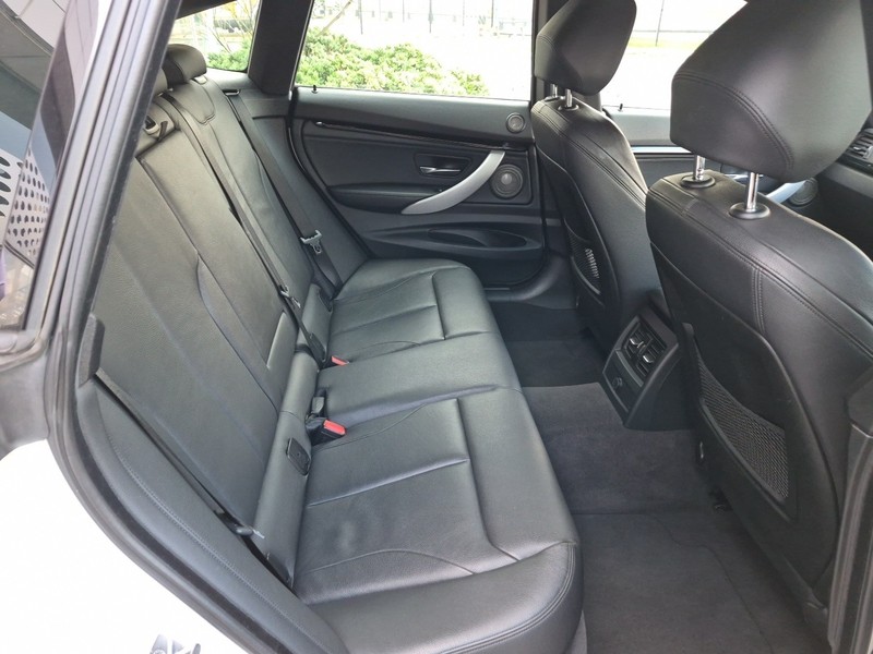 BMW 3 Series - Nic Bottari Toyota - Image 14