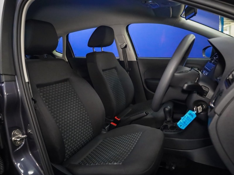 Volkswagen Polo Vivo - Hatfield VW Bryanston - Image 7