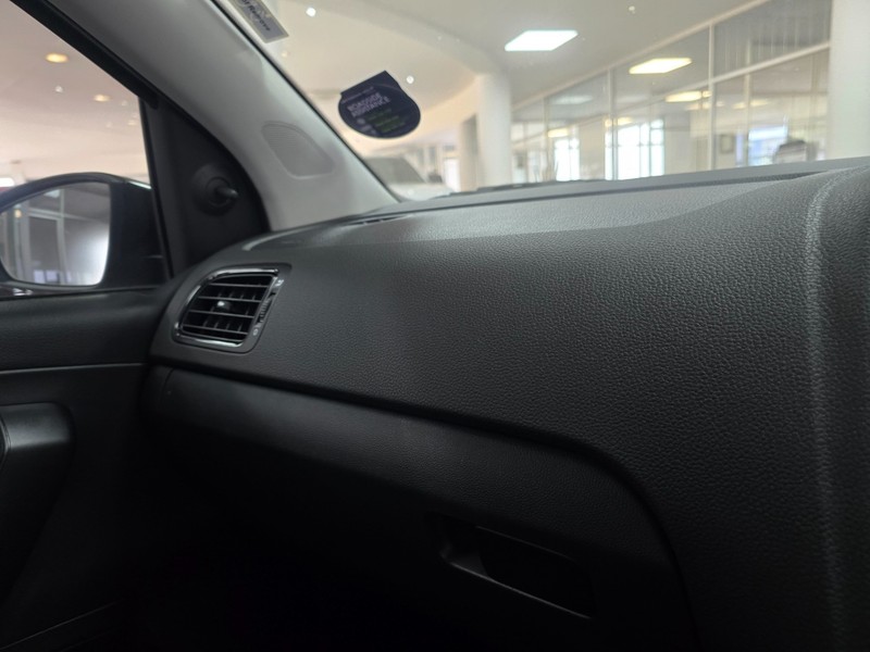 Volkswagen Polo Vivo - Hatfield VW Northcliff - Image 18