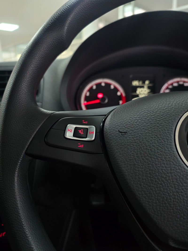 Volkswagen Polo Vivo - Hatfield VW Northcliff - Image 22