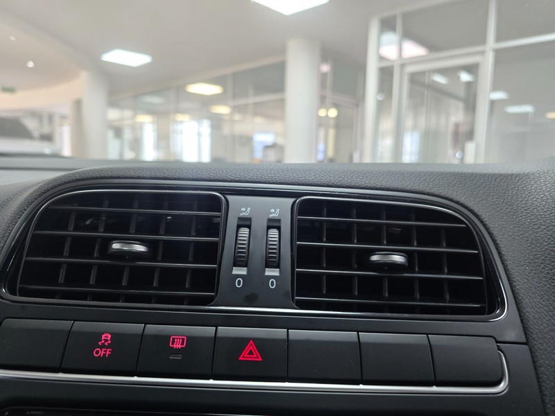 Volkswagen Polo Vivo - Hatfield VW Northcliff - Image 19