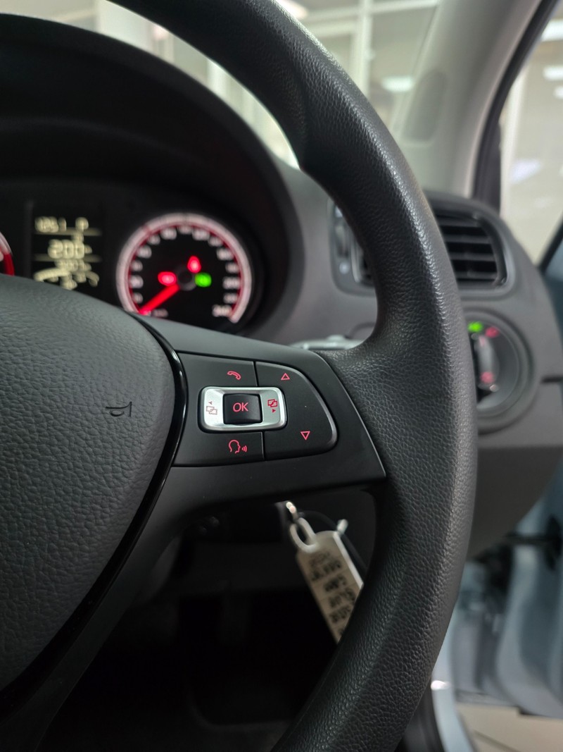 Volkswagen Polo Vivo - Hatfield VW Northcliff - Image 23