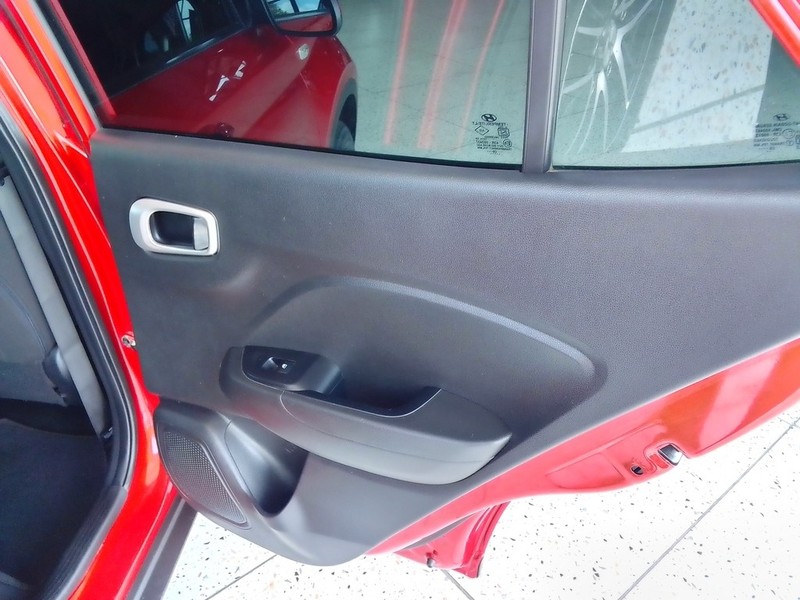 Hyundai Venue - Markon Motors - Image 12