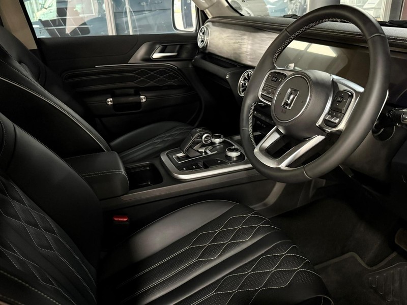 GWM Tank 300 - New Vaal Motors Vereeniging Mercedes - Image 12