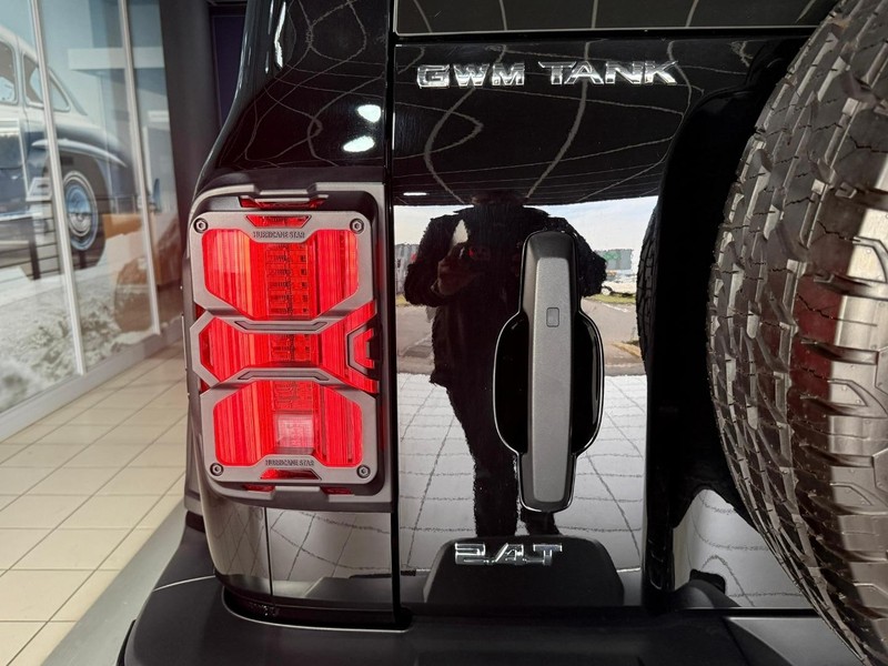 GWM Tank 300 - New Vaal Motors Vereeniging Mercedes - Image 10