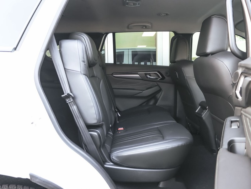 Isuzu MU-X - Isuzu Richards Bay - Image 19