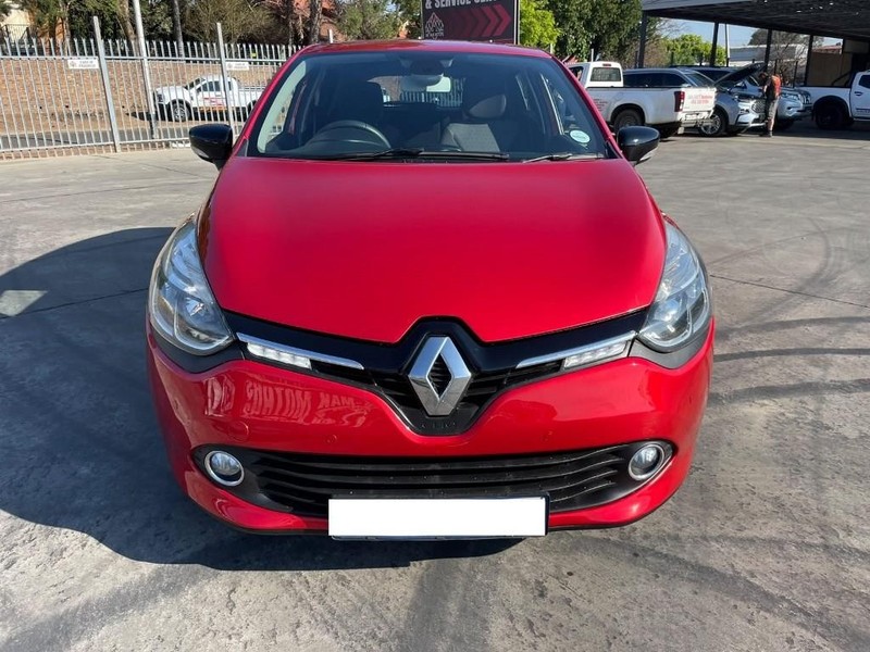 Renault Clio - Mit Mak Motors - Image 2