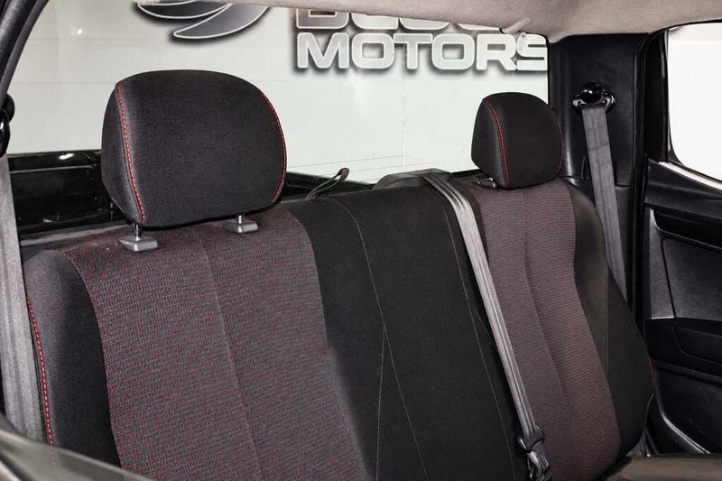 Isuzu D-Max - Bluebird Motors - Image 7