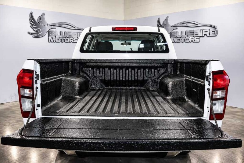 Isuzu D-Max - Bluebird Motors - Image 5