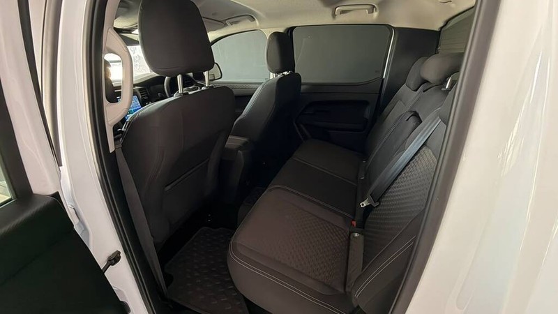 Volkswagen Amarok - Auto Investments Polokwane - Image 18