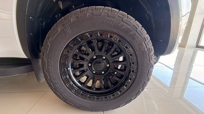 Volkswagen Amarok - Auto Investments Polokwane - Image 15