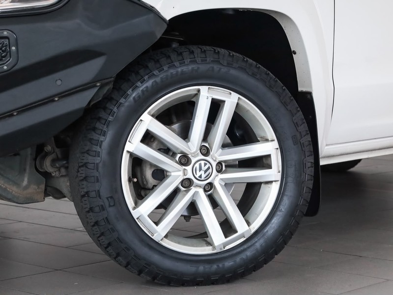 Volkswagen Amarok - Hatfield VW Bryanston - Image 2