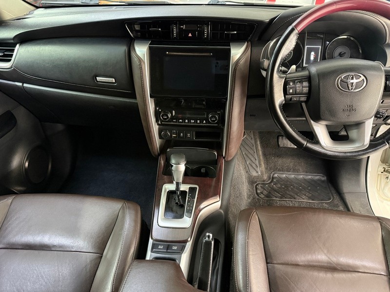Toyota Fortuner - Stargate Auto - Image 9