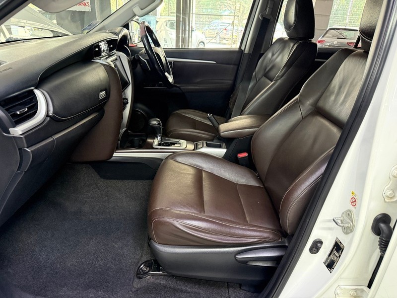 Toyota Fortuner - Stargate Auto - Image 10