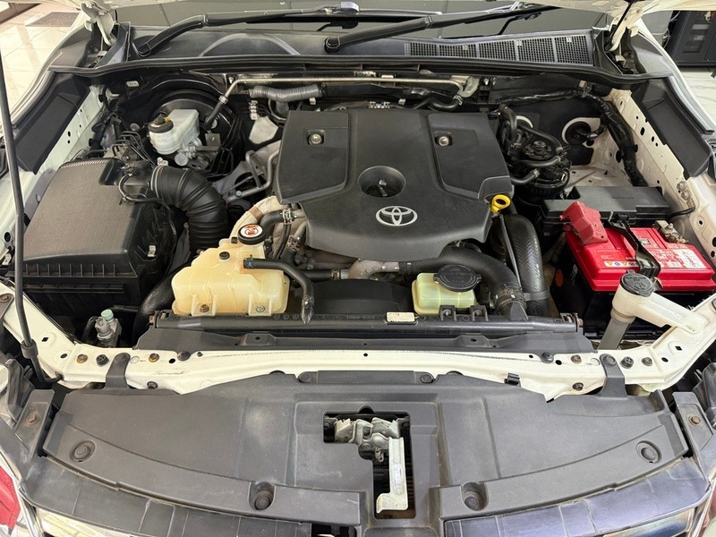 Toyota Fortuner - Stargate Auto - Image 12