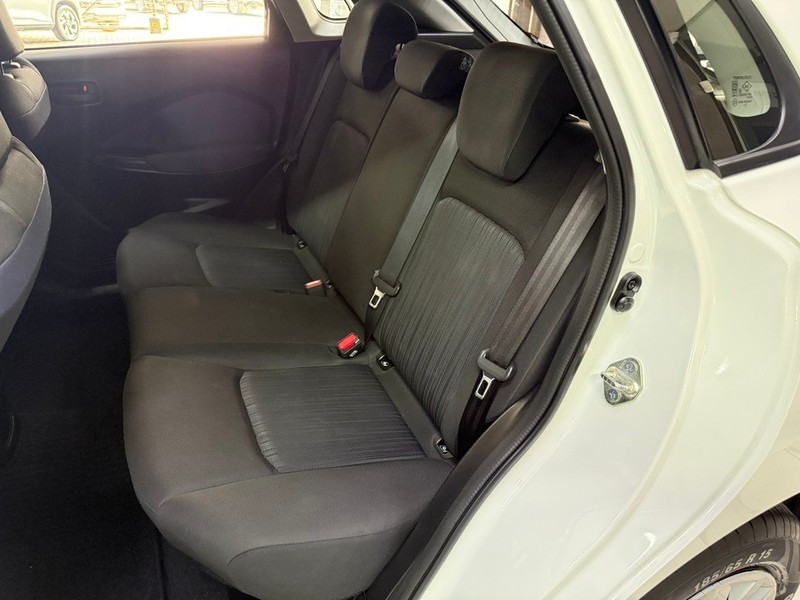 Toyota Starlet - Stargate Auto - Image 11