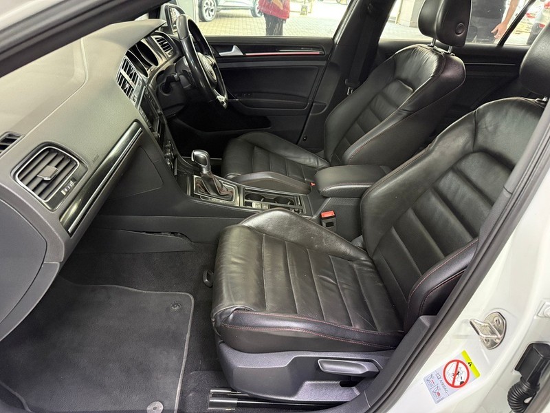Volkswagen Golf - Stargate Auto - Image 10