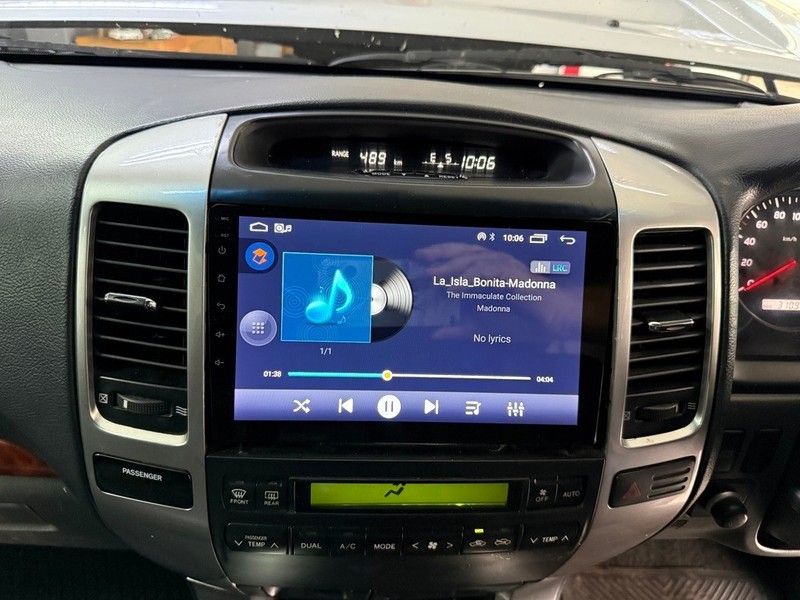 Toyota Land Cruiser Prado - Stargate Auto - Image 16