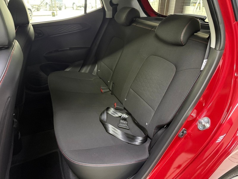 Hyundai Grand i10 - Stargate Auto - Image 11