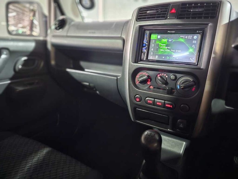 Suzuki Jimny - Auto Hot Spot - Image 11