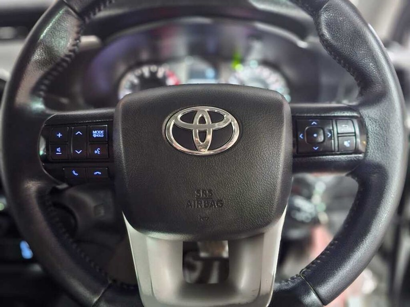 Toyota Hilux - Auto Hot Spot - Image 9