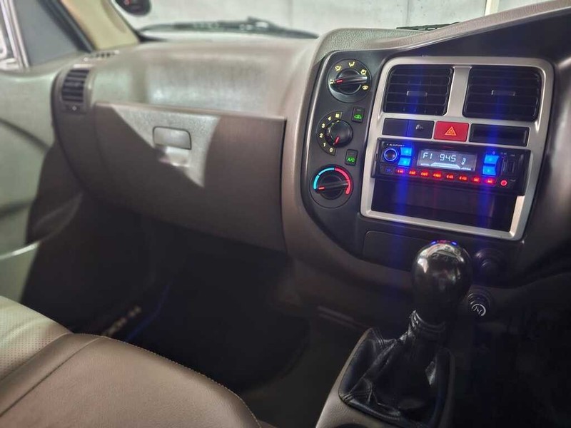 Hyundai H-100 - Auto Hot Spot - Image 10