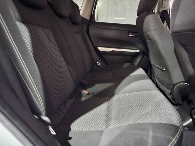 Suzuki Vitara - Auto Hot Spot - Image 5