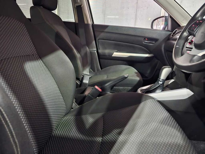 Suzuki Vitara - Auto Hot Spot - Image 8