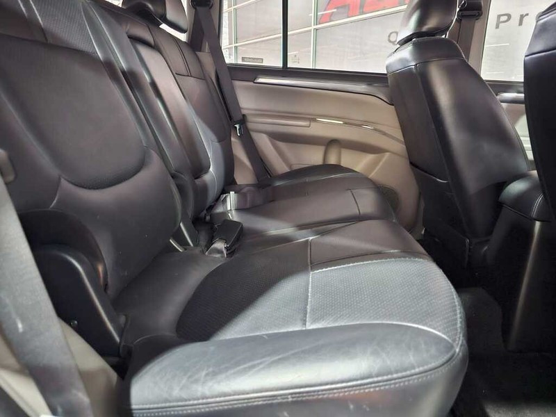 Mitsubishi Pajero Sport - Auto Hot Spot - Image 5