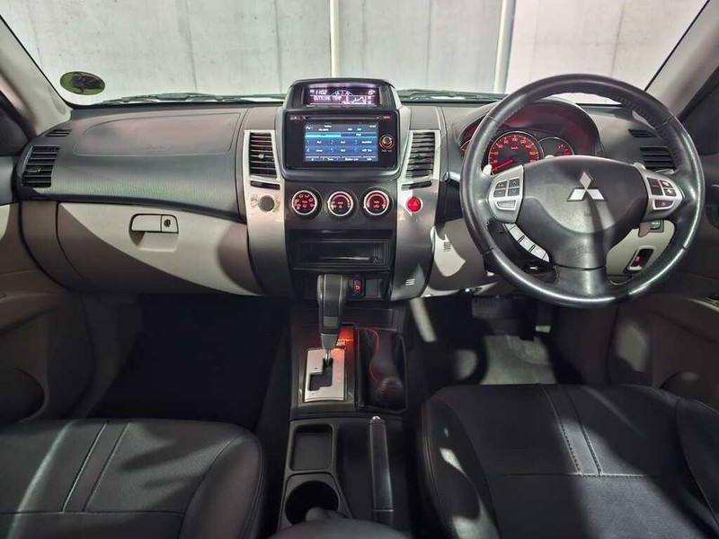 Mitsubishi Pajero Sport - Auto Hot Spot - Image 7