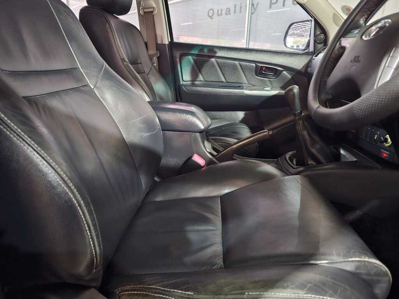 Toyota Hilux - Auto Hot Spot - Image 8