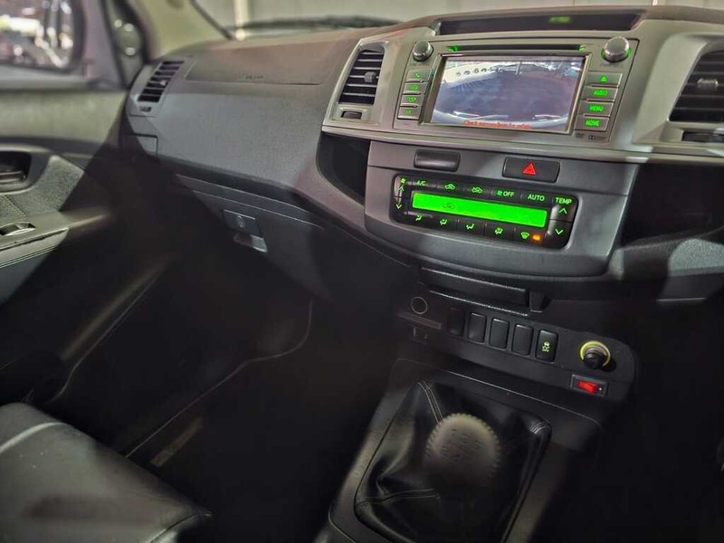 Toyota Hilux - Auto Hot Spot - Image 12